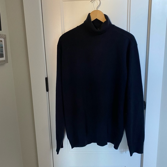 100% cashmere mens sweater. Like new! - Picture 1 of 4